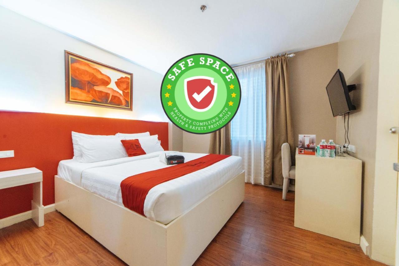 Reddoorz Plus At Hotel Metro Kalibo Exteriör bild